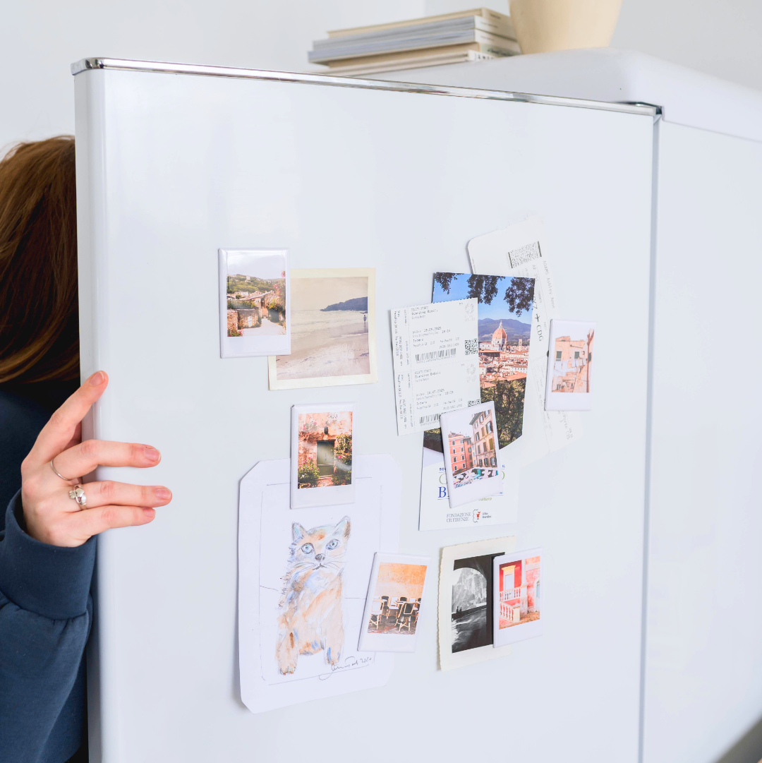 Custom Travel Souvenir Polaroid Photo Magnets