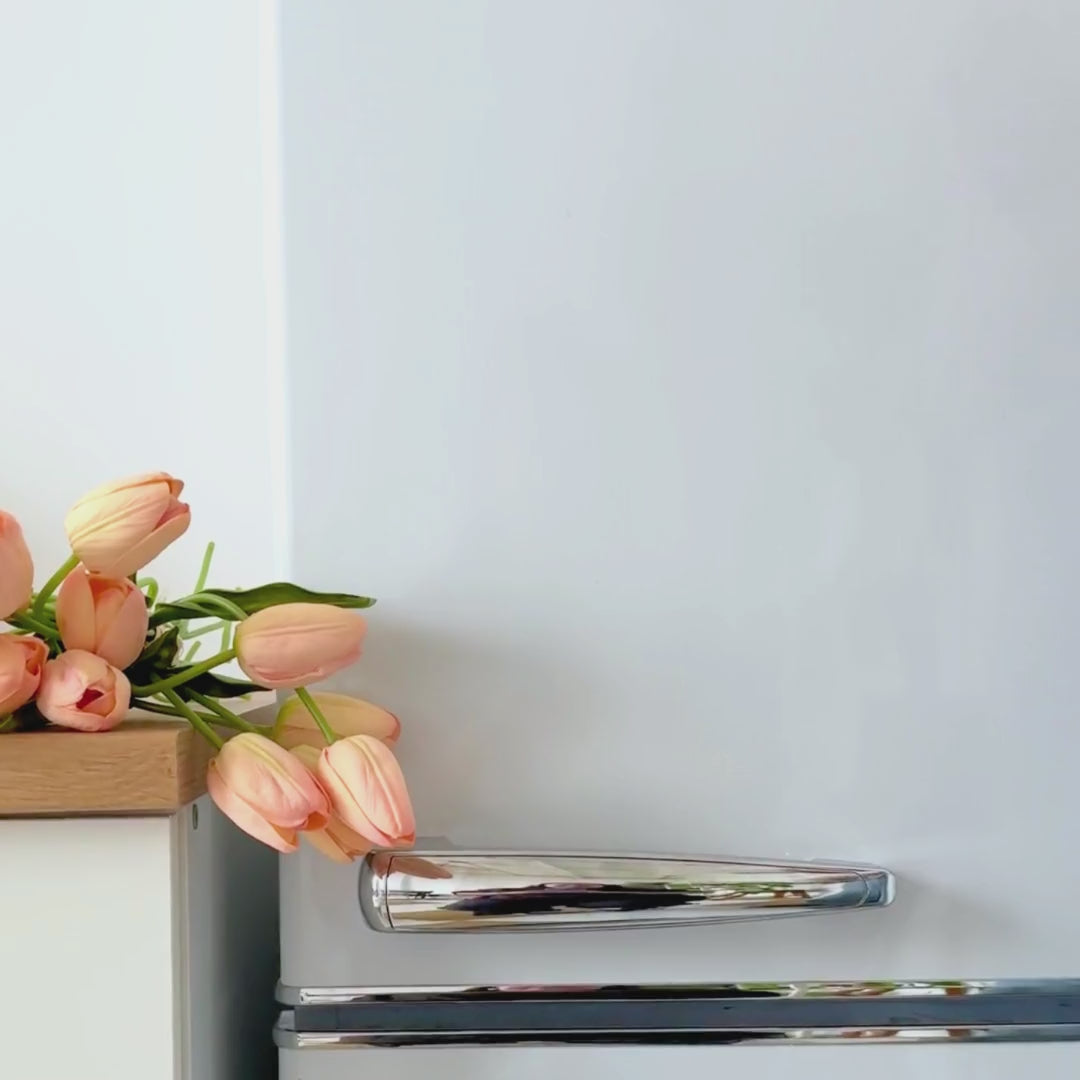 Load video: Polaroid Photo Magnets Bridesmaid Gifts